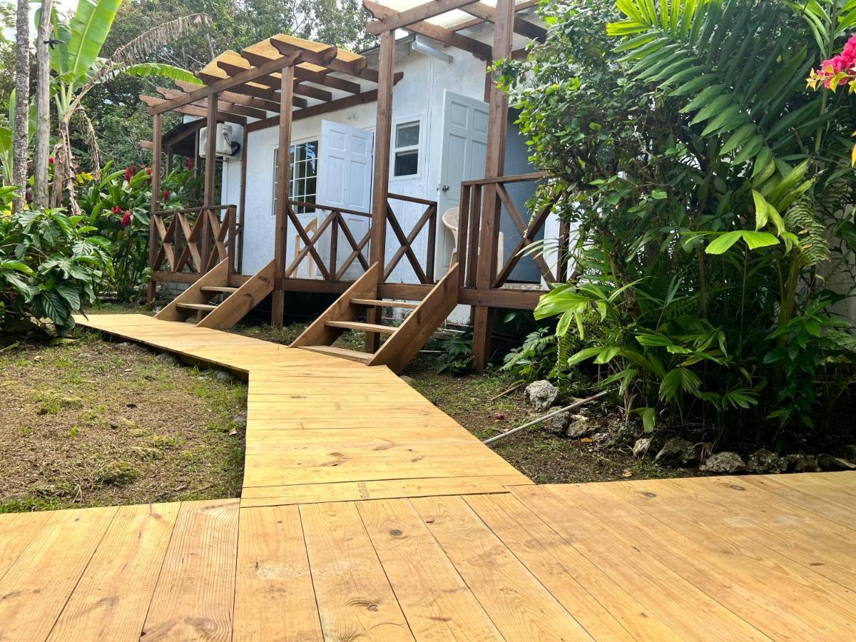 Jamaica Colors Hotel And Eco-Retreat Port Antonio Bagian luar foto
