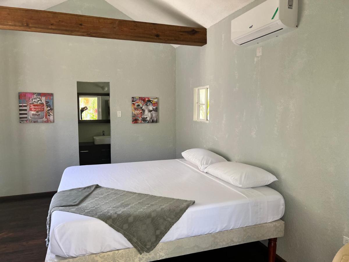Jamaica Colors Hotel And Eco-Retreat Port Antonio Bagian luar foto